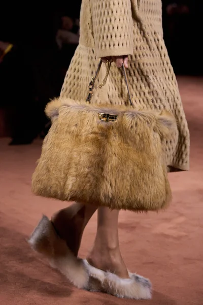 Look 86